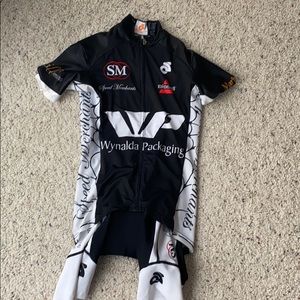 Women’s biking suit